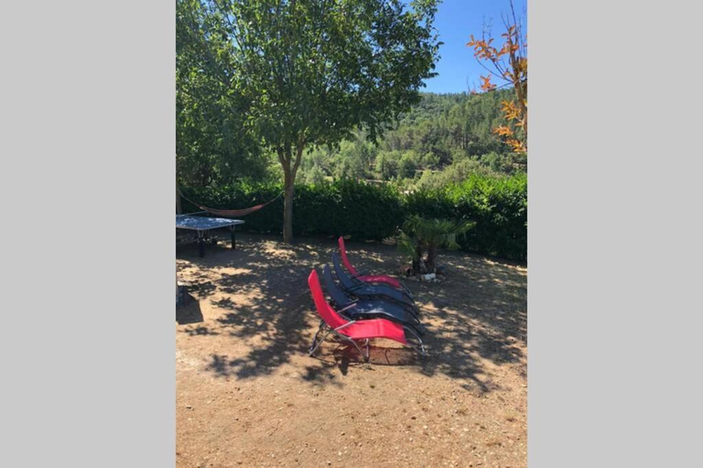 Lou Paradiu Du Verdon 普罗旺斯地区阿莱马尼 外观 照片